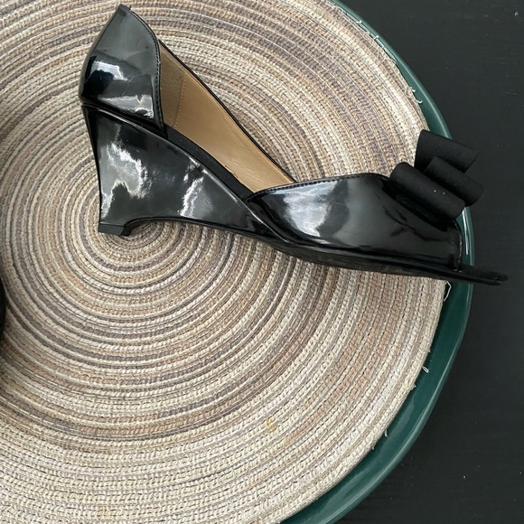 J.Renee Classic Black Peep Toe Heels - Picture 3 of 9